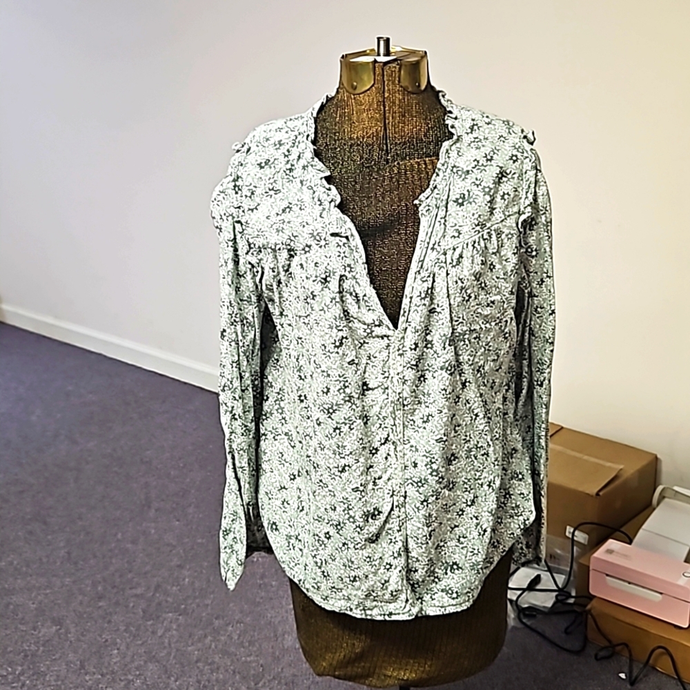 GAP Floral Blouse in Light Green and Black